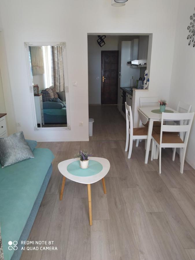 Apartmani Ana Vir Exterior photo